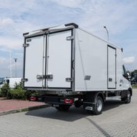 iveco-daily-2016-insulated-containers-1-320x320